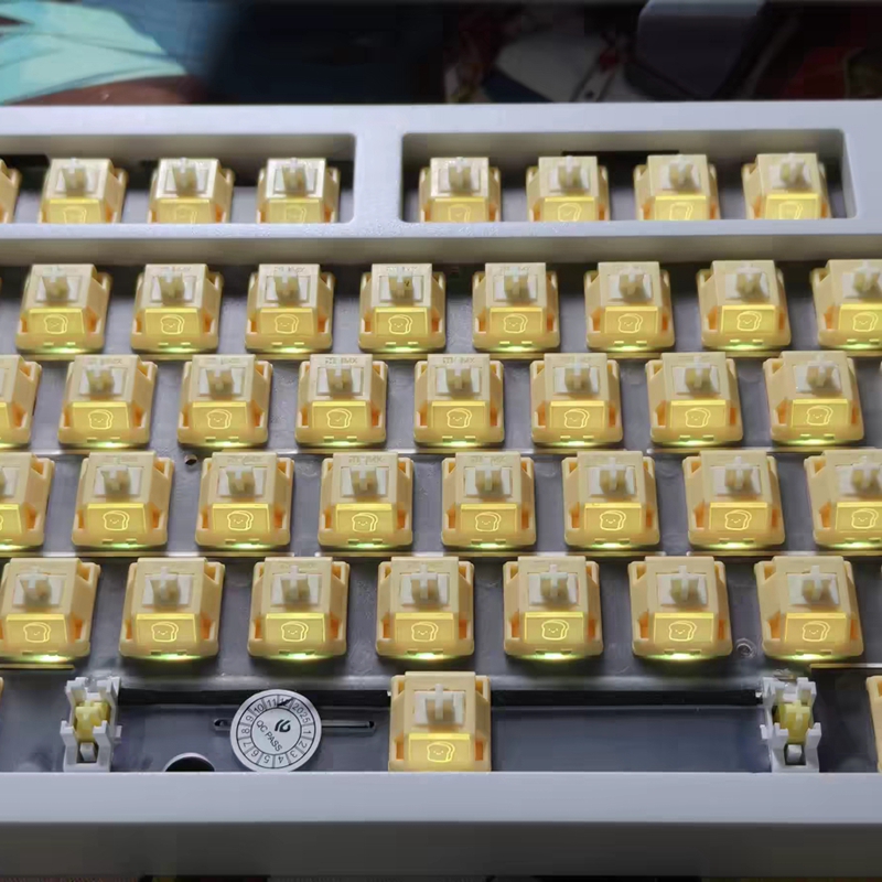 Rena Lab X HMX Toast Switch Li - Gaming Keyboard Thocky のレビューと価格