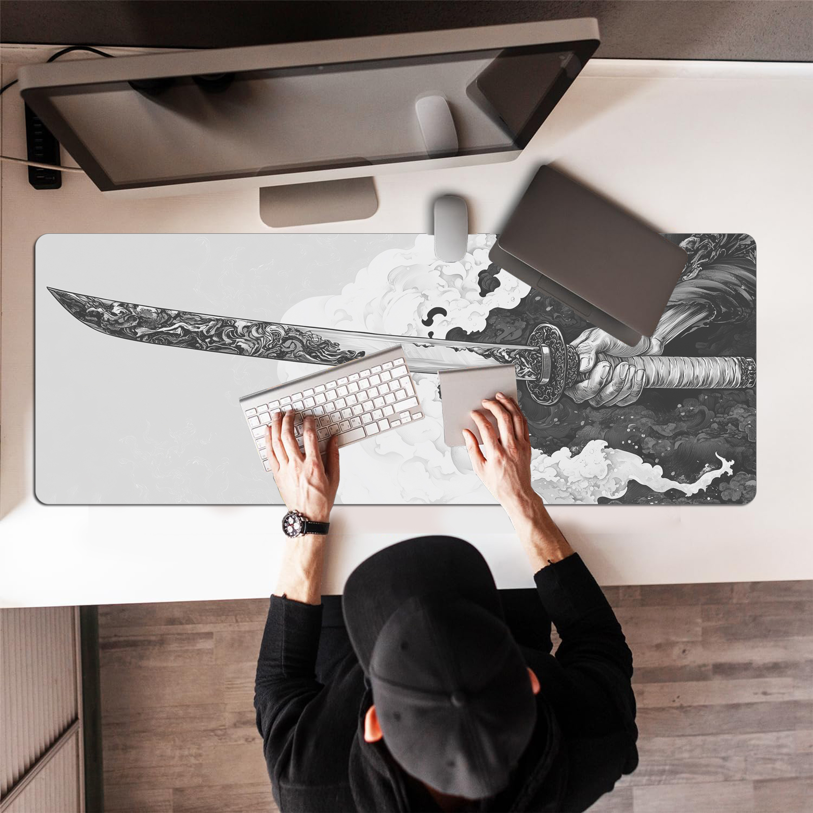 Black And White Comic Wind Swo - Keyboard Gaming Black のレビューと価格