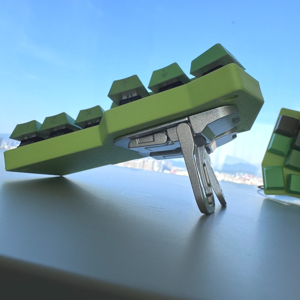 Tenting CorneV4.1 Spilt Keyboa - Gaming Keyboard Ergonomic のレビューと価格