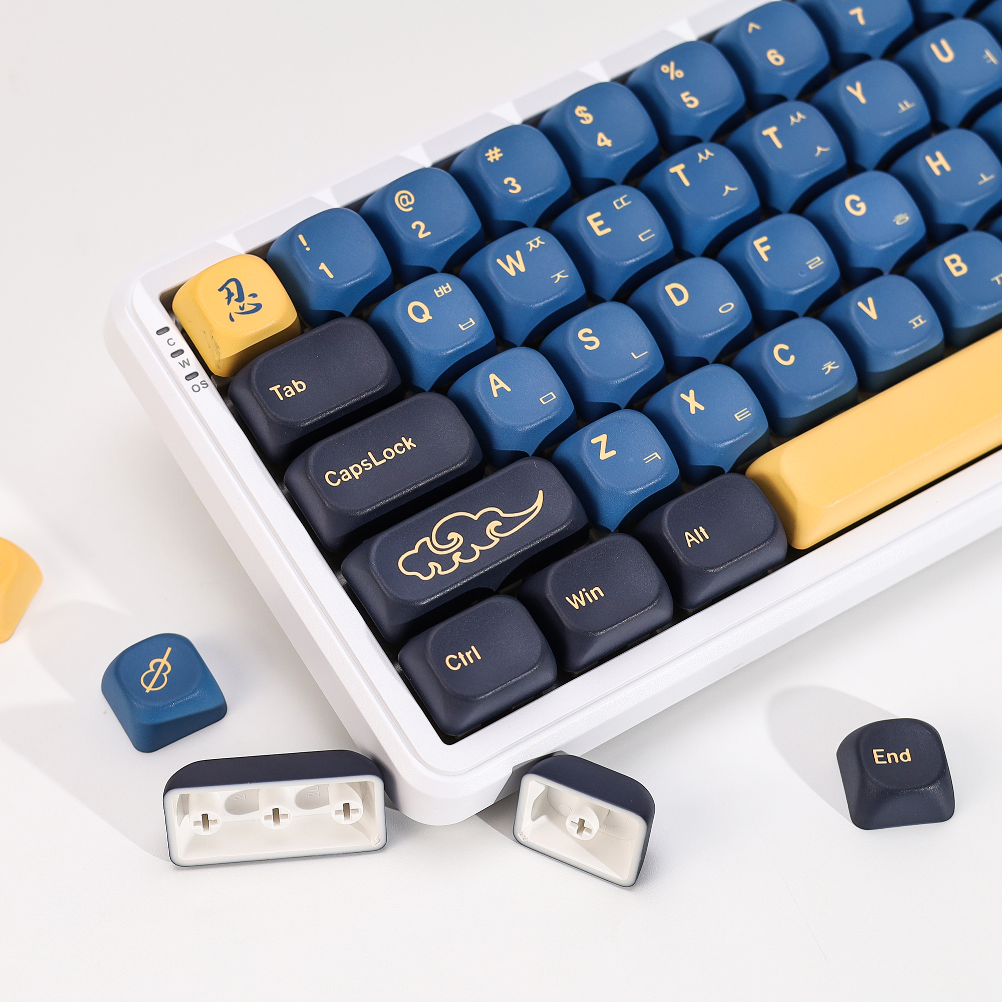 KBDiy Korean Keycap Retro GMK  - Gaming Keyboard Blue のレビューと価格