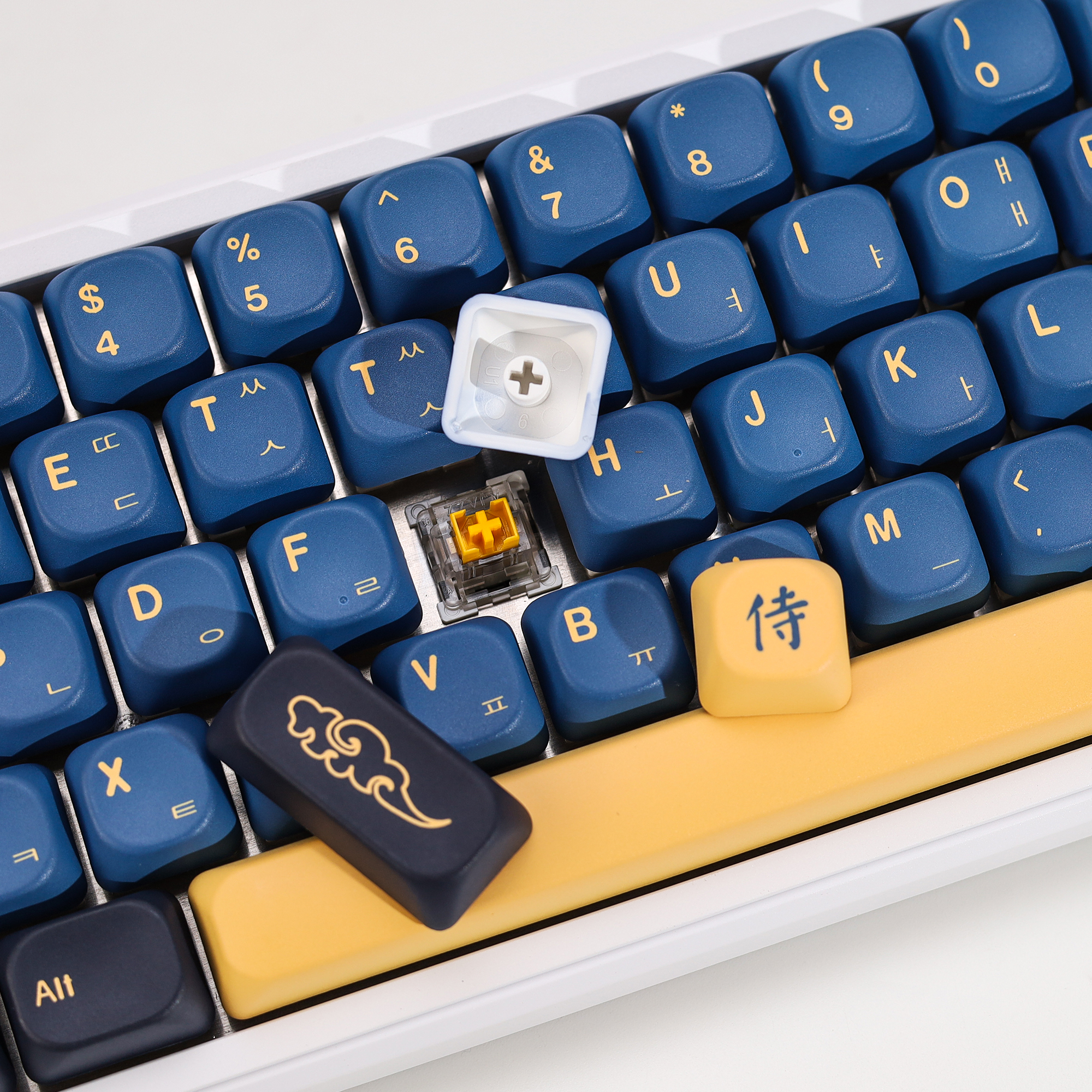 KBDiy Korean Keycap Retro GMK  - Gaming Keyboard Blue のレビューと価格